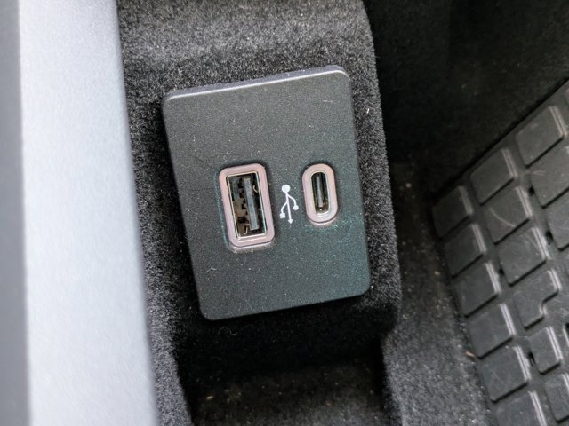 Used 2022 Lincoln Navigator L Black Label image 20