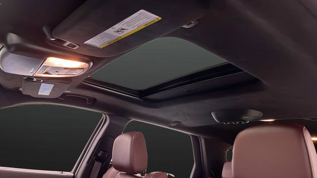 Used 2024 Dodge Durango R/T image 12