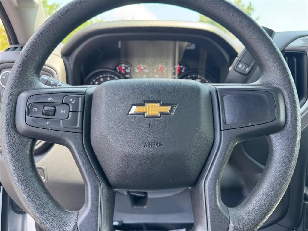 Used 2026 Chevrolet Silverado 1500 W/T w/ WT Value Package AWD/4WD image 15