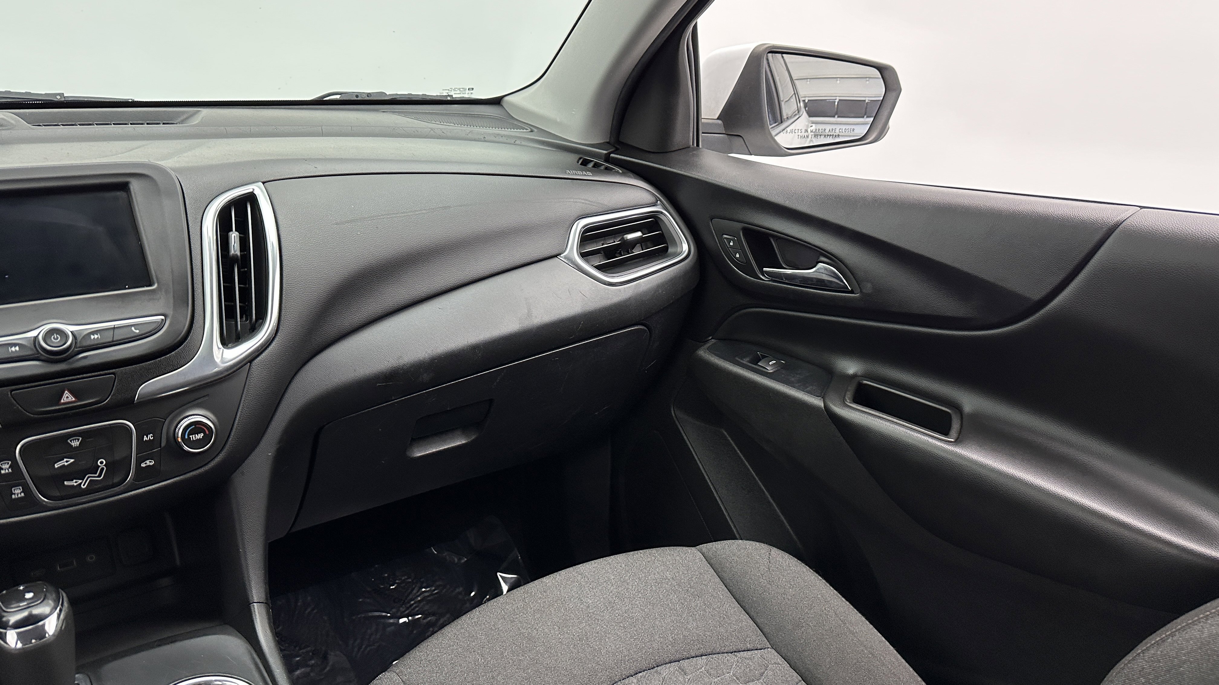 Used 2019 Chevrolet Equinox LT image 25