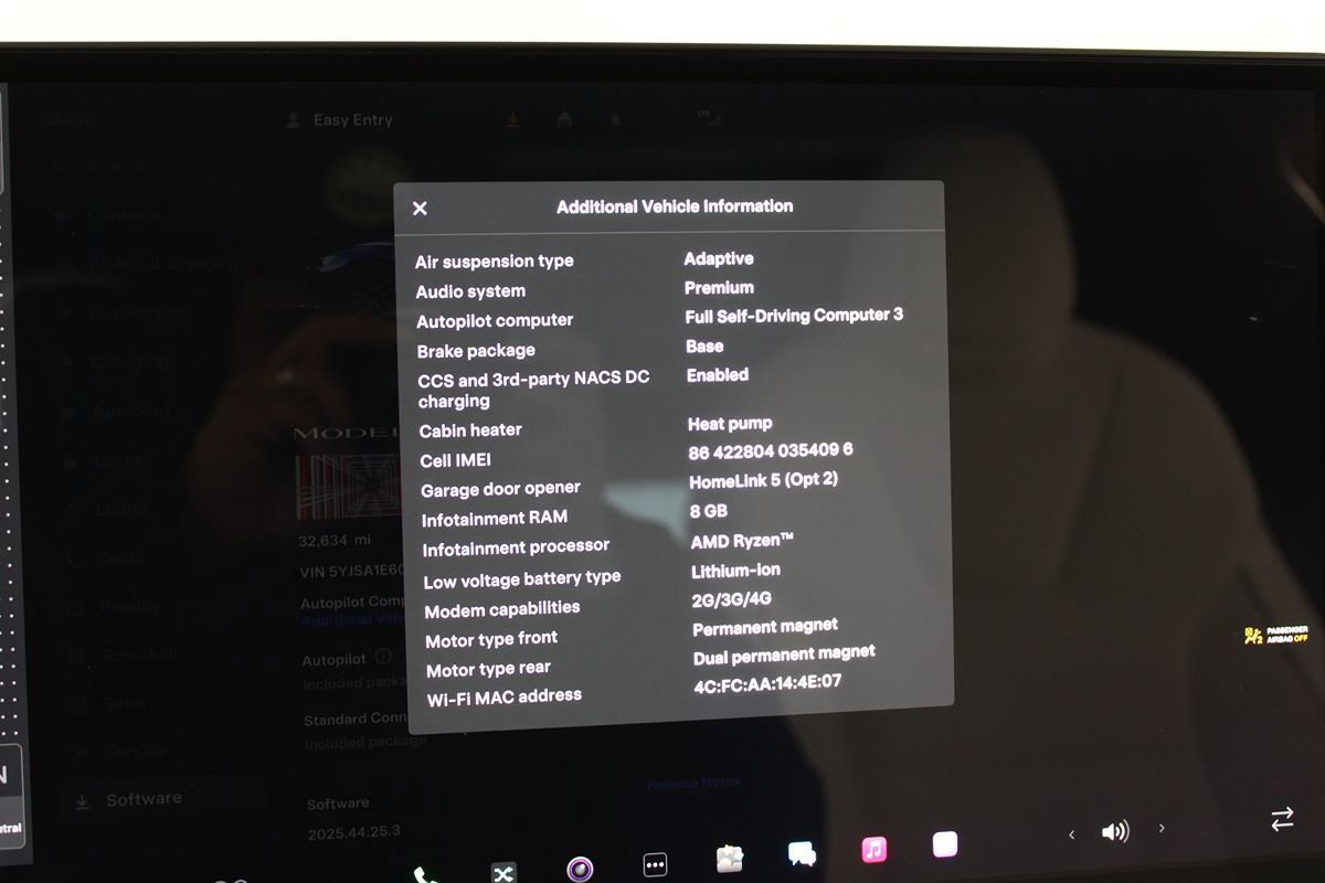 Used 2022 Tesla Model S Plaid AWD/4WD image 17