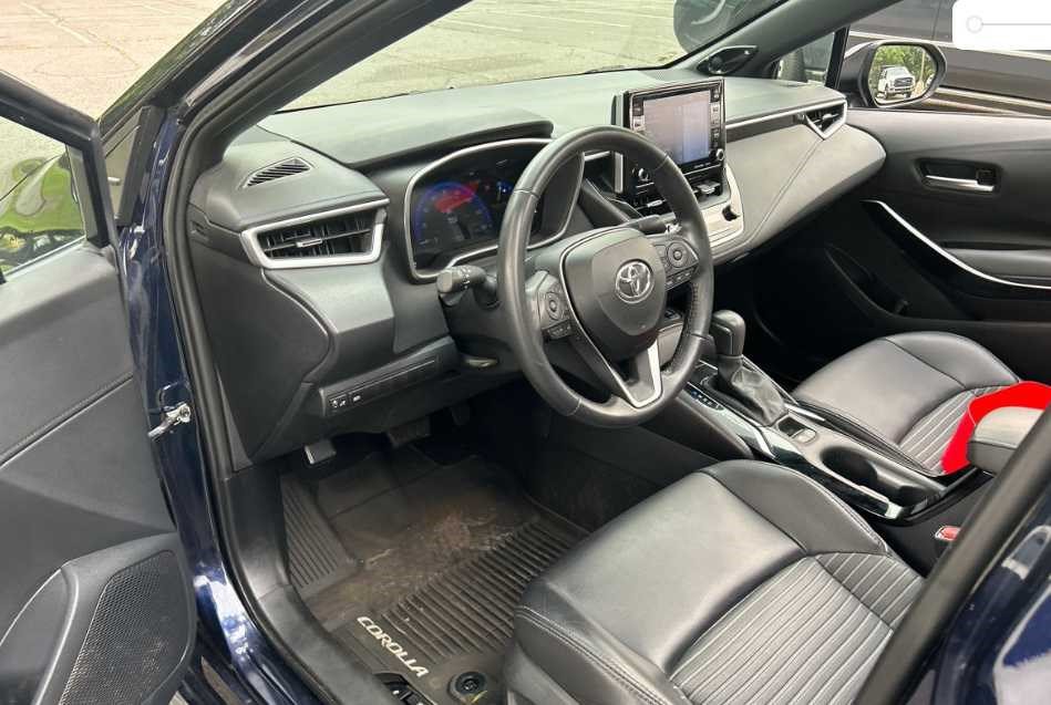 Used 2020 Toyota Corolla XSE FWD image 7