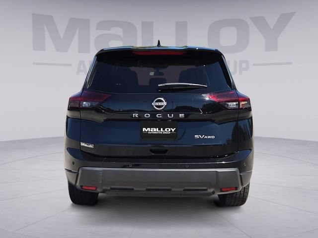 Used 2024 Nissan Rogue SV AWD/4WD image 4