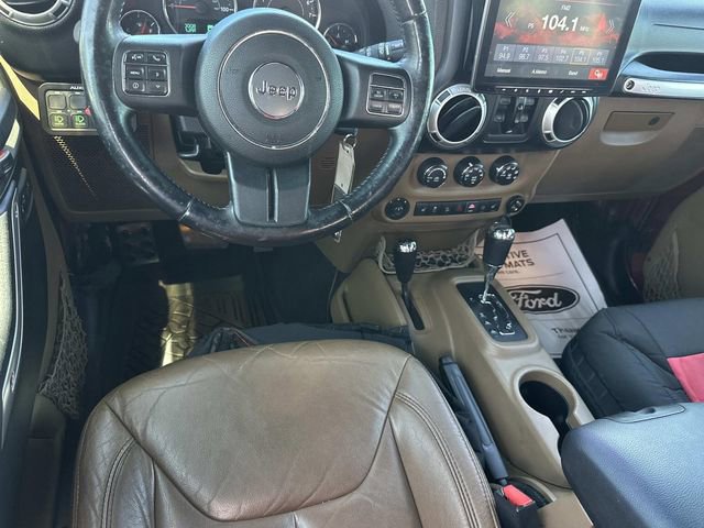 Used 2013 Jeep Wrangler Unlimited Sahara w/ Dual Top Group image 17