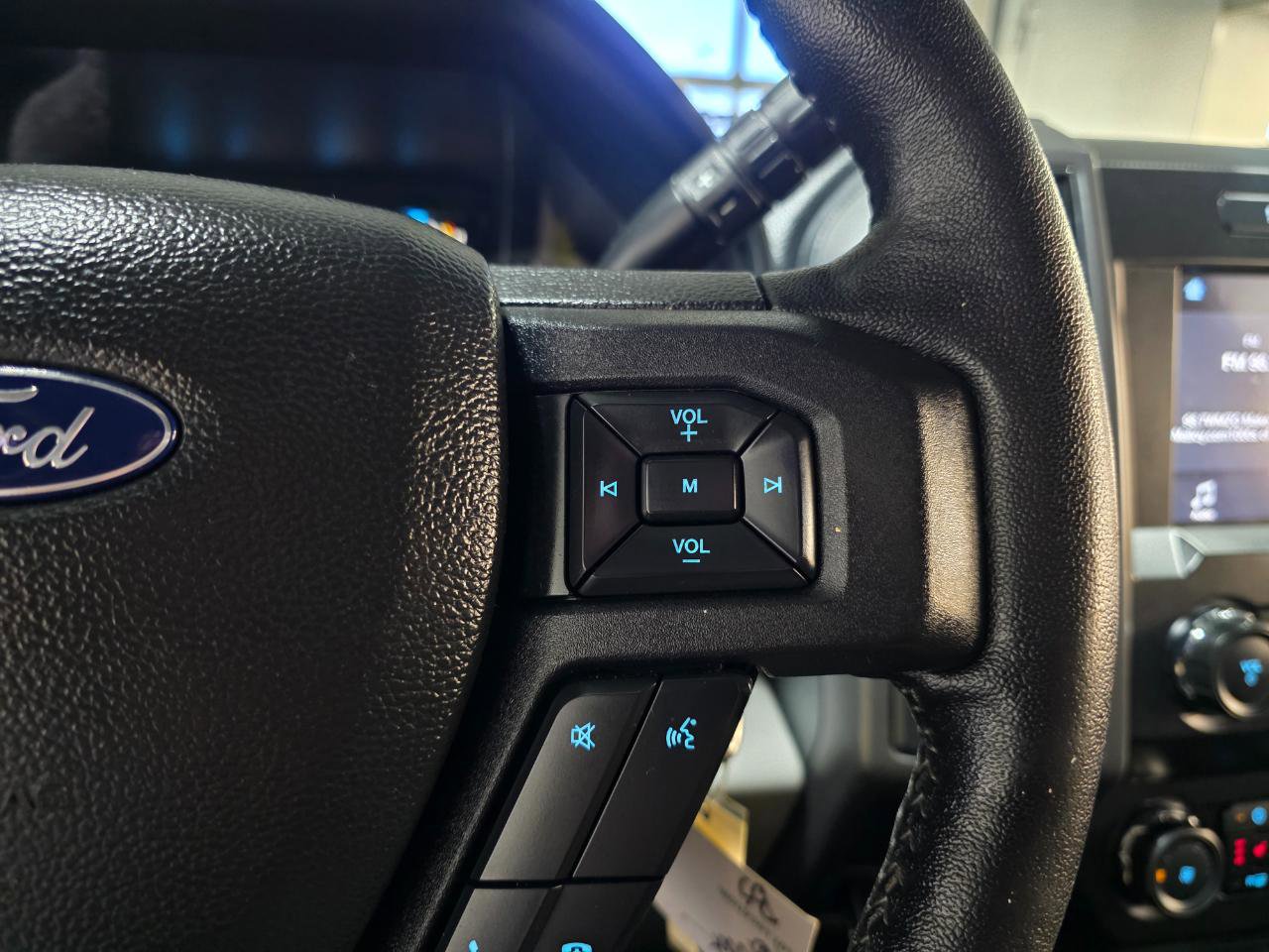 Used 2019 Ford F150 XLT w/ Equipment Group 302A Luxury image 27