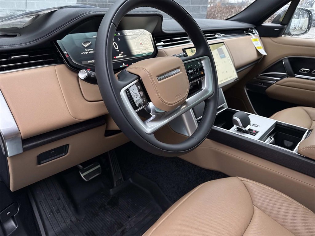 New 2025 Land Rover Range Rover SE image 22