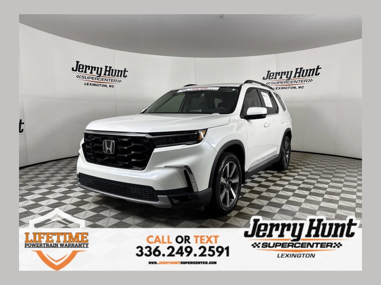 Used 2025 Honda Pilot Touring