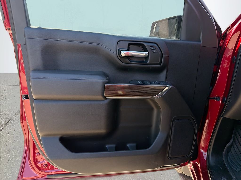 Used 2021 Chevrolet Silverado 1500 LT Trail Boss w/ Bed Protection Package image 24