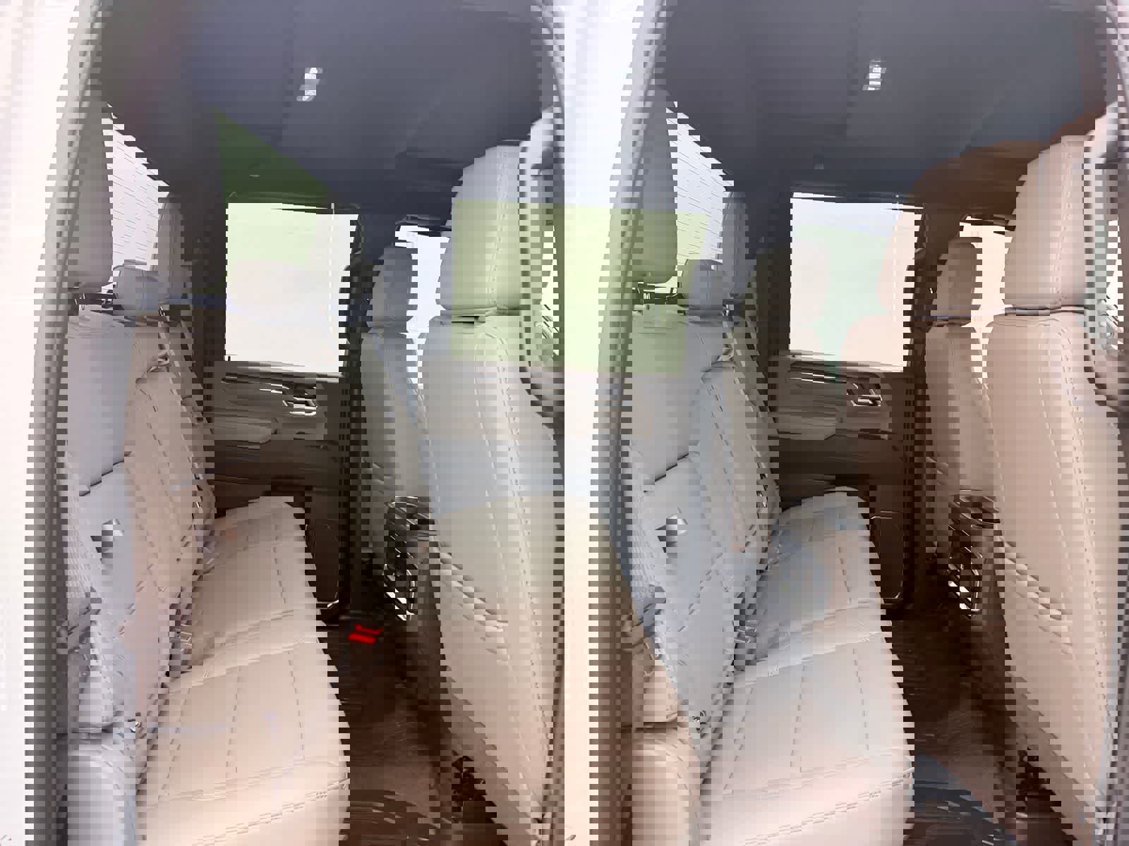 Used 2024 GMC Sierra 2500 SLT w/ SLT Convenience Package image 21