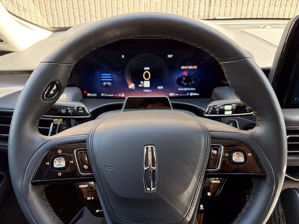 New 2027 Lincoln Aviator AWD image 44