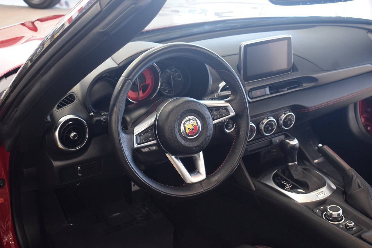 Used 2020 FIAT 124 Spider Abarth w/ Convenience Group RWD image 46