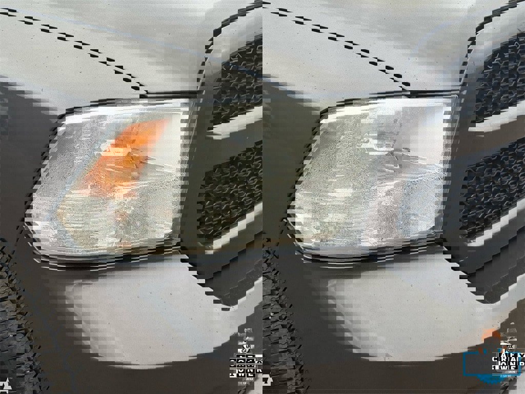 Used 2014 RAM 1500 Express image 13