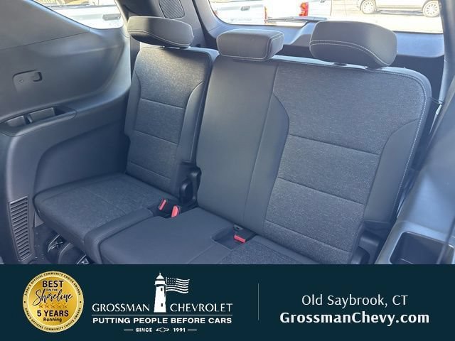 New 2026 Chevrolet Traverse LT w/ Driver Confidence Package FWD image 17