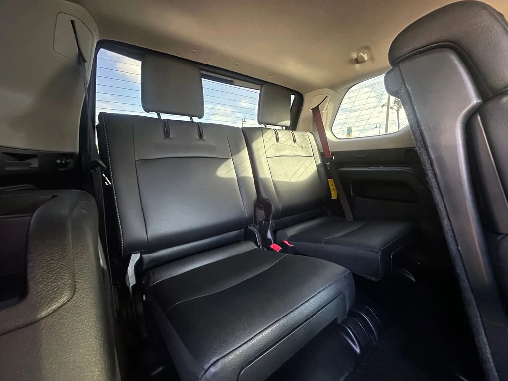 Used 2019 Toyota 4Runner SR5 Premium RWD image 16