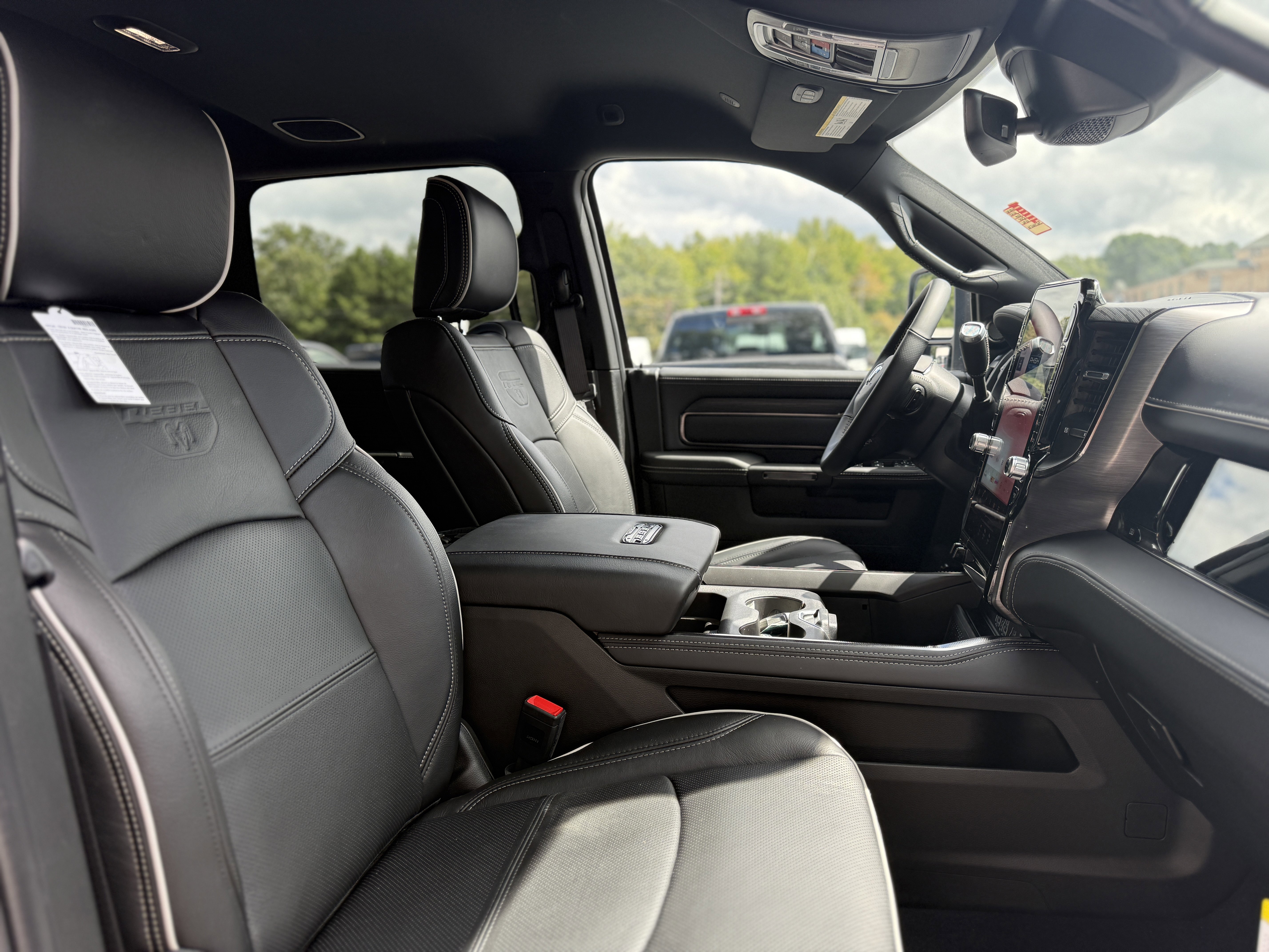 New 2025 RAM 2500 Rebel w/ Rebel Level 2 Equipment Group image 15