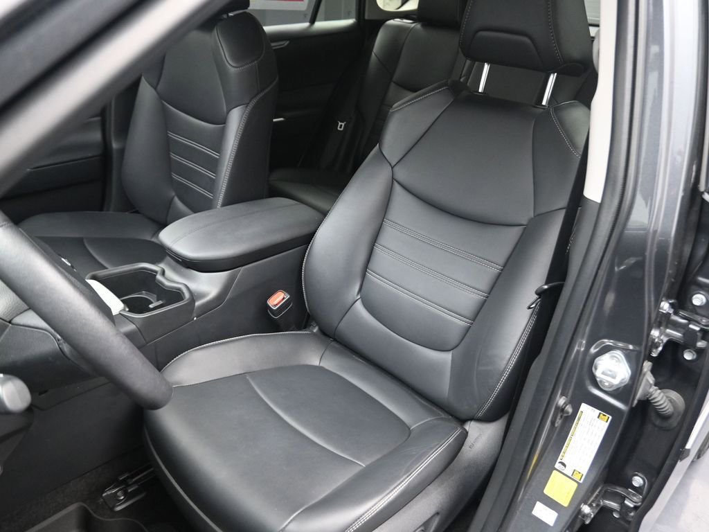 Used 2024 Toyota RAV4 XLE Premium image 10