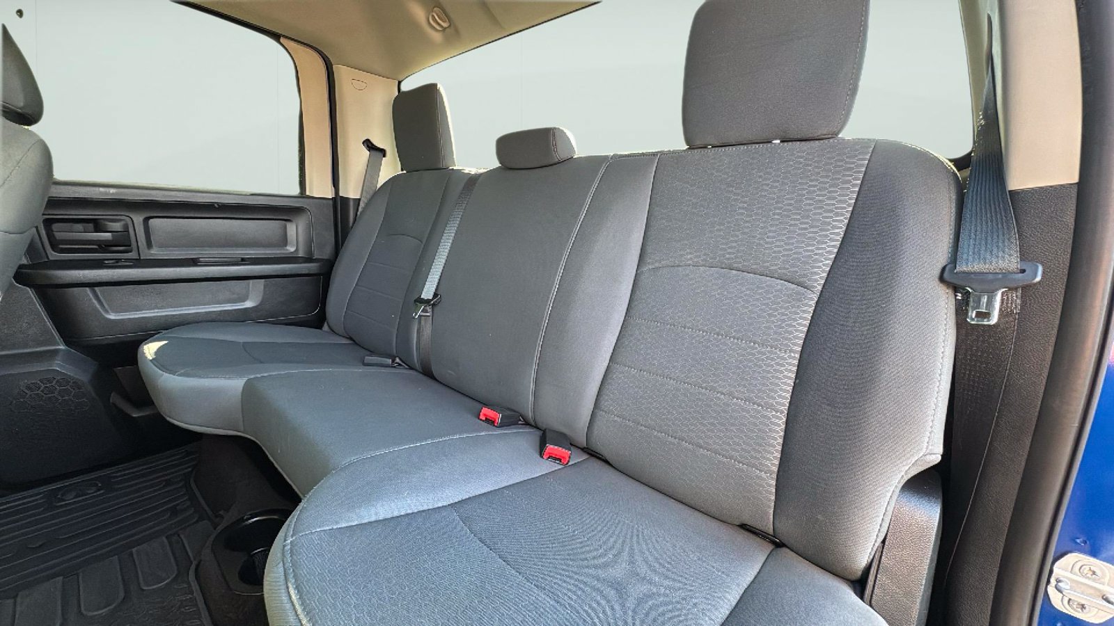 Used 2015 RAM 1500 Express AWD/4WD image 27