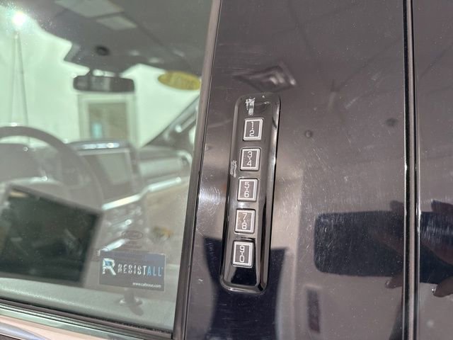 Used 2021 Ford F150 Lariat w/ Equipment Group 502A High AWD/4WD image 16