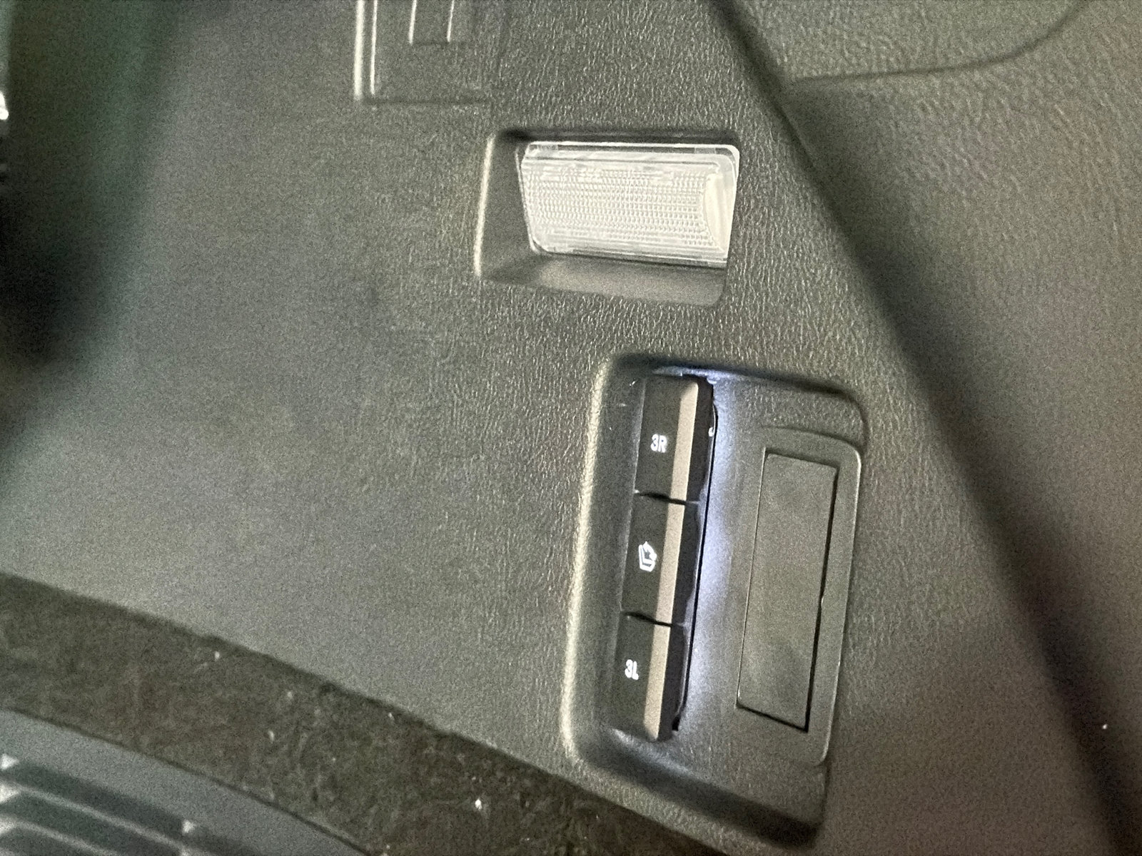 New 2027 Lincoln Aviator AWD image 10