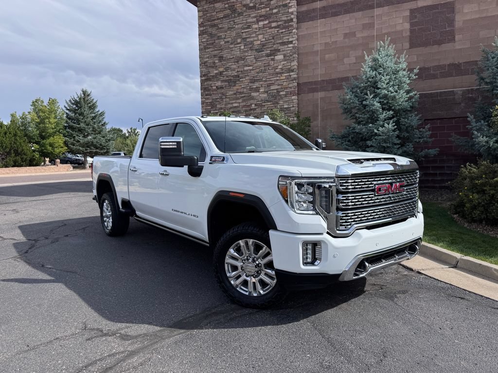 Used 2021 GMC Sierra 2500 Denali w/ Denali Ultimate Package AWD/4WD image 2