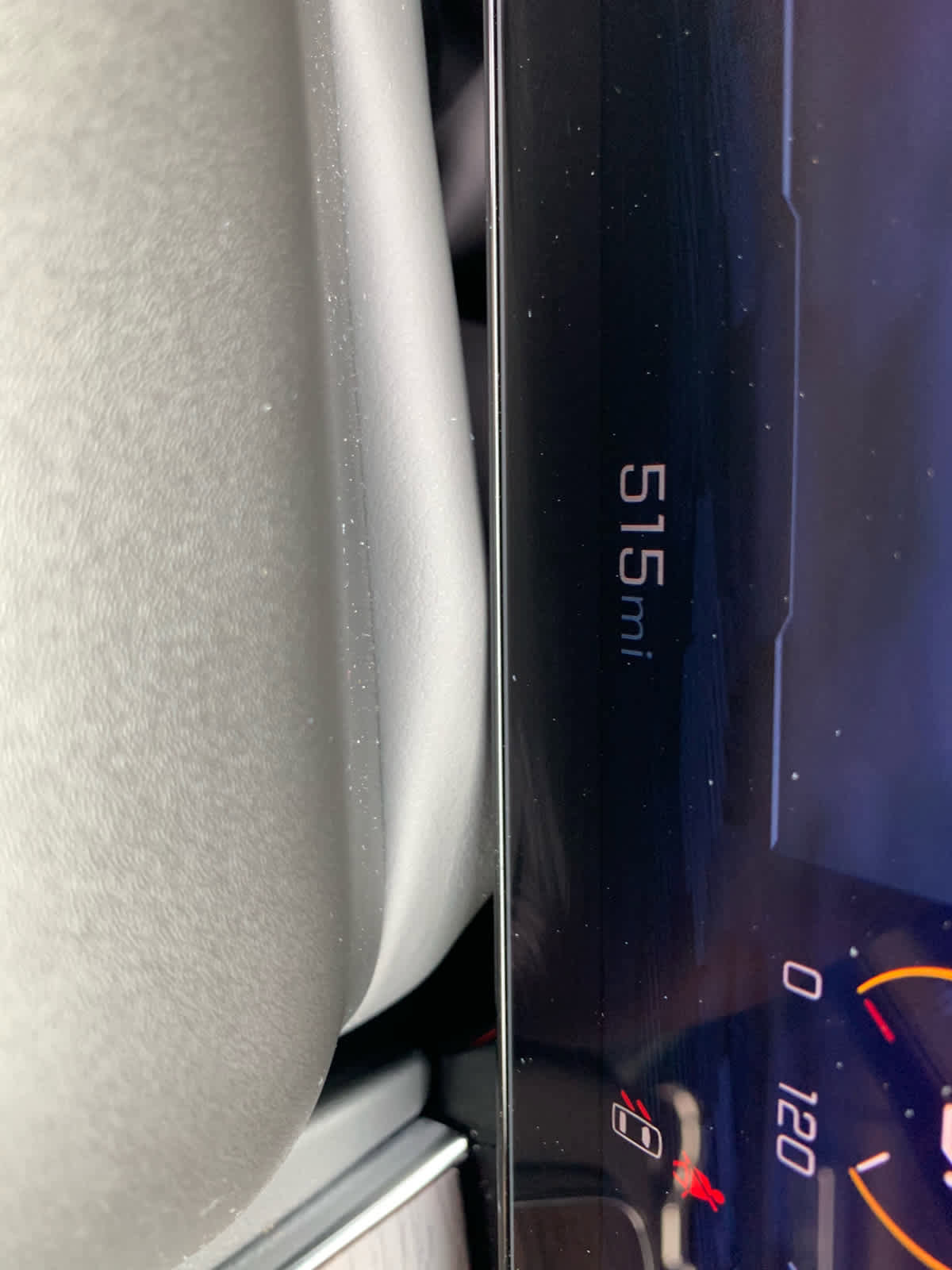 Used 2025 Chevrolet Suburban Z71 image 17