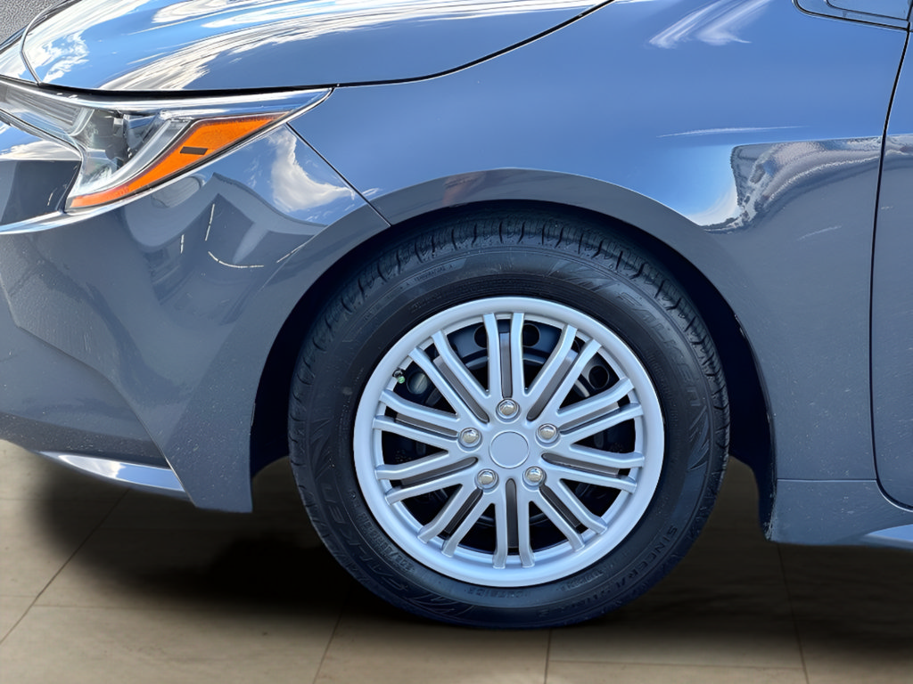 Used 2023 Toyota Corolla LE FWD image 31