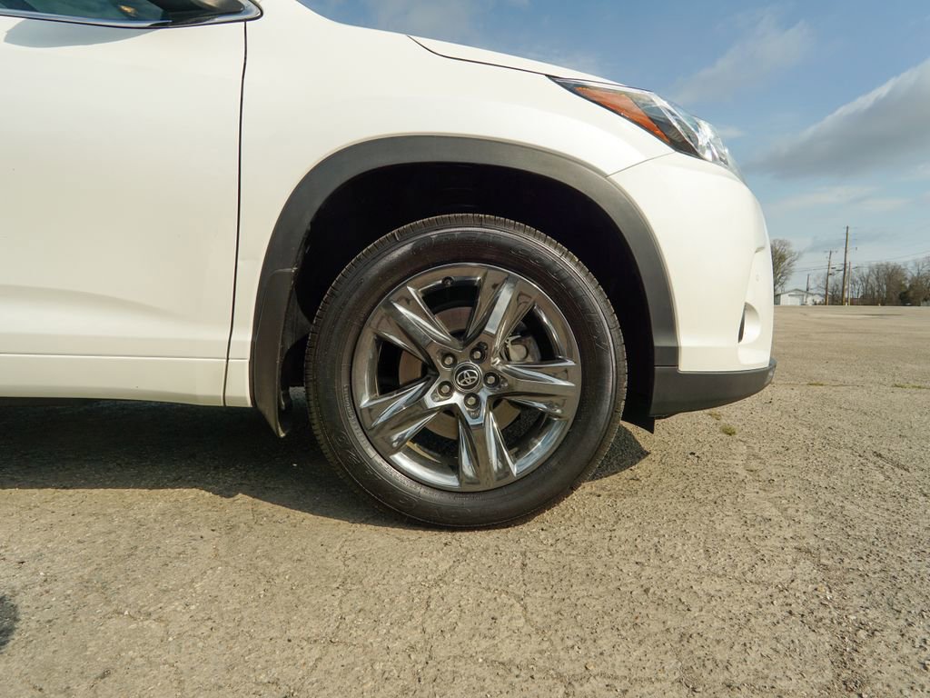 Used 2018 Toyota Highlander Limited Platinum image 12