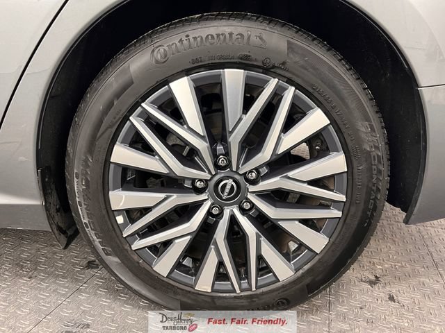 Used 2025 Nissan Altima 2.5 SV FWD image 24