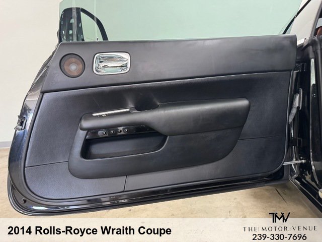 Used 2014 Rolls-Royce Wraith RWD image 27
