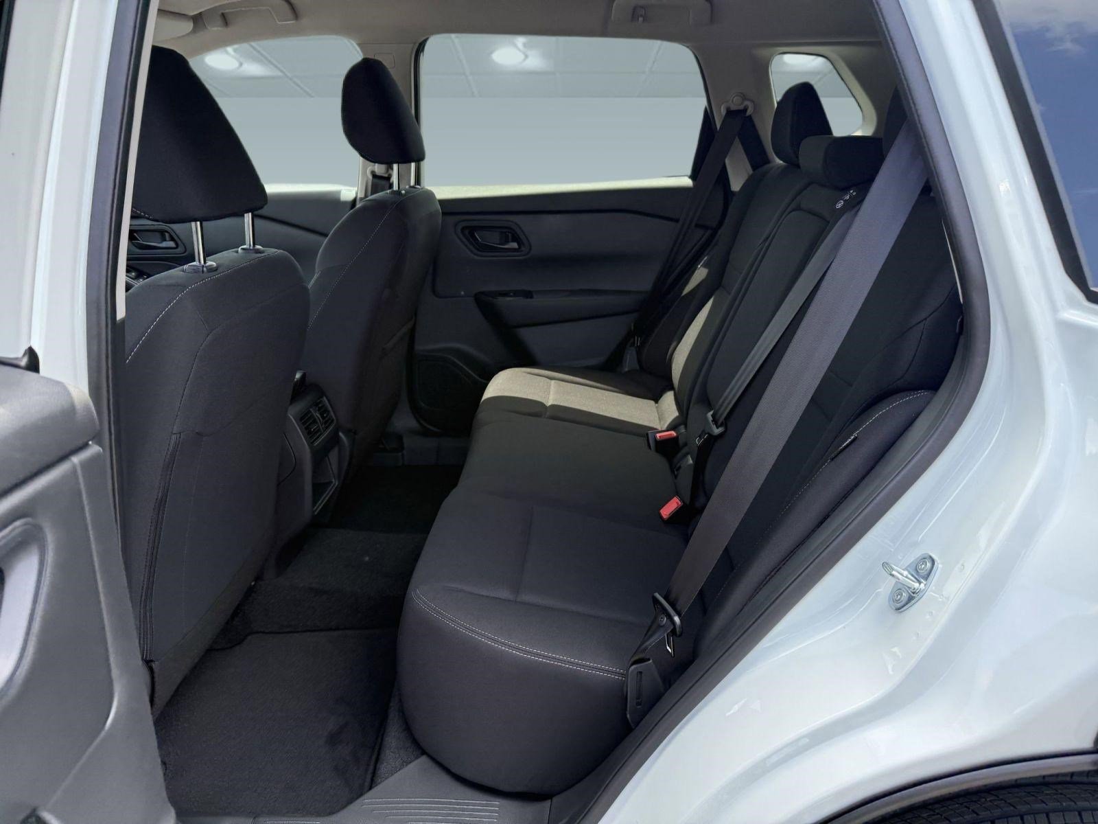 Certified 2026 Nissan Rogue S image 14