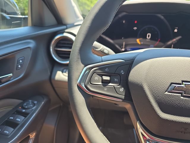 Used 2026 Chevrolet Trax ACTIV w/ Sunroof Package FWD image 21