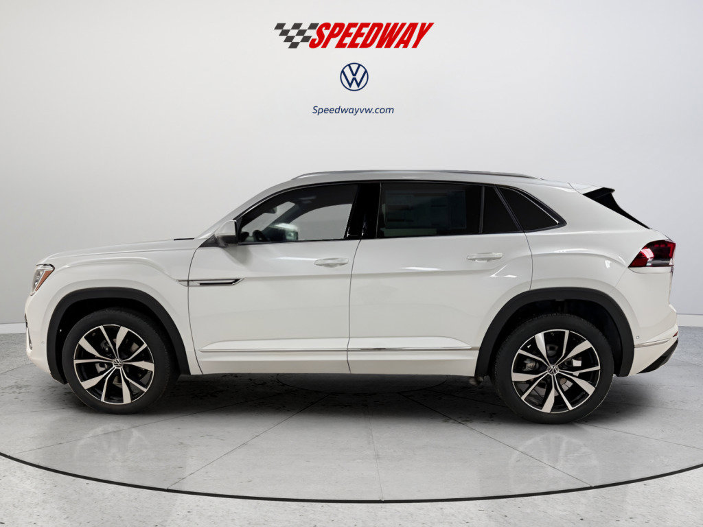 New 2026 Volkswagen Atlas Cross Sport SEL Premium R-Line image 4