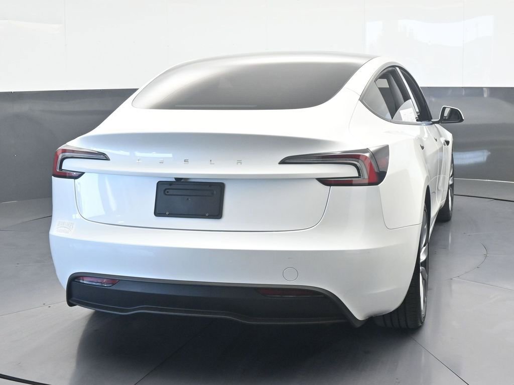 Used 2024 Tesla Model 3 Standard Range image 5