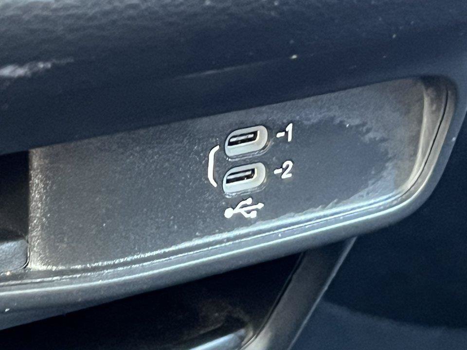 Used 2026 Chrysler Pacifica Select FWD image 27