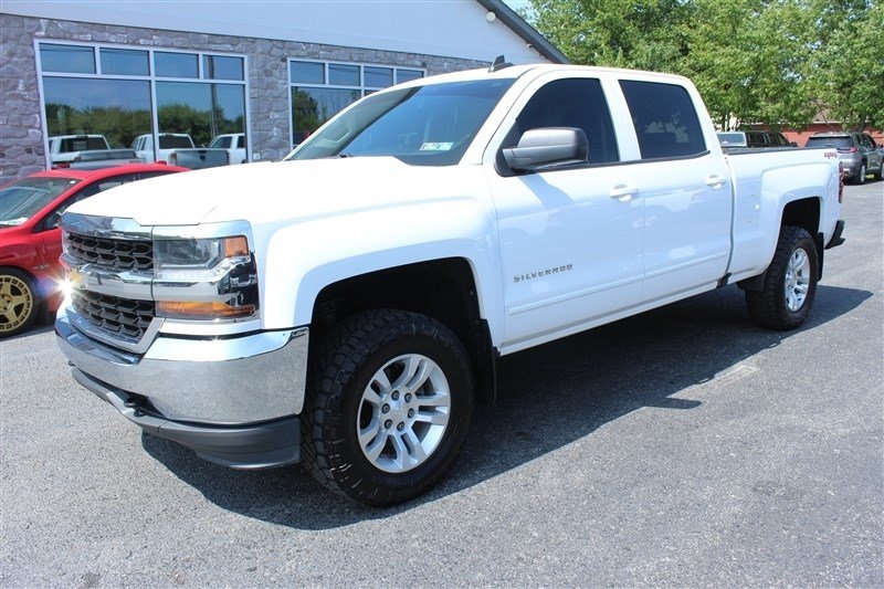 Used 2018 Chevrolet Silverado 1500 LT w/ Max Trailering Package