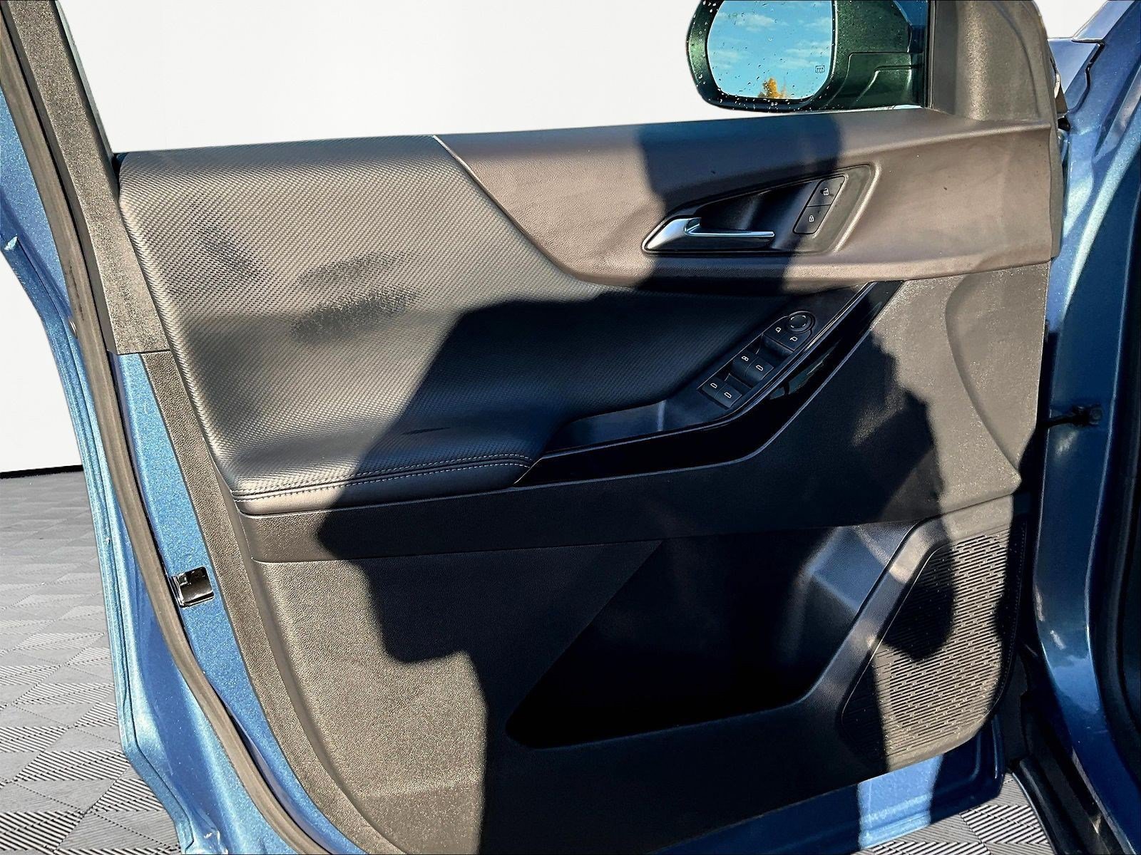 Used 2026 Chevrolet Equinox LT w/ LPO, Floor Liner Package FWD image 19