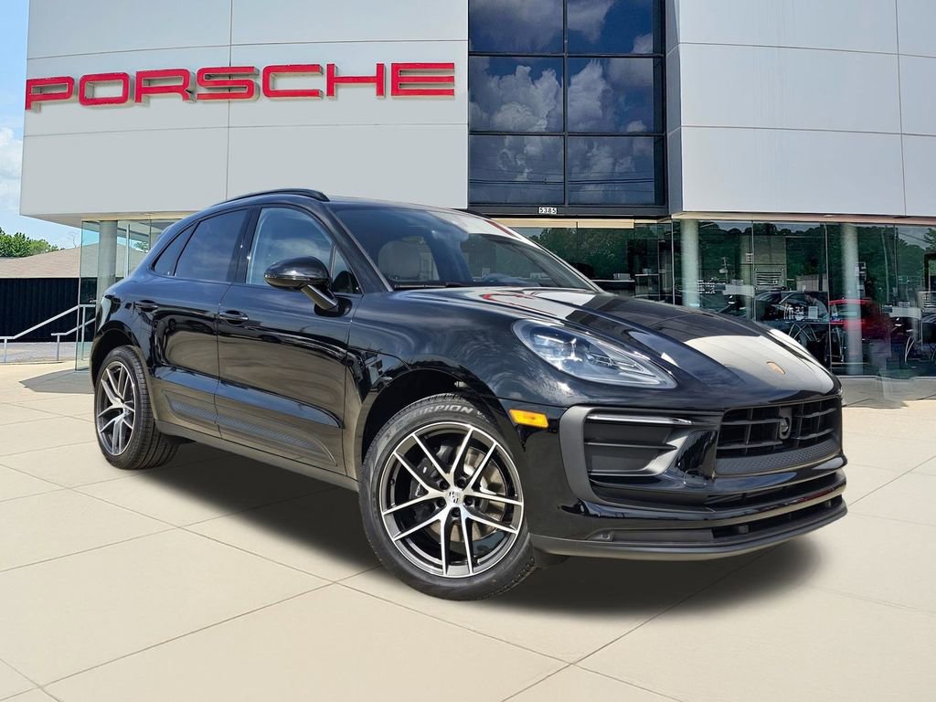 New 2025 Porsche Macan image 5