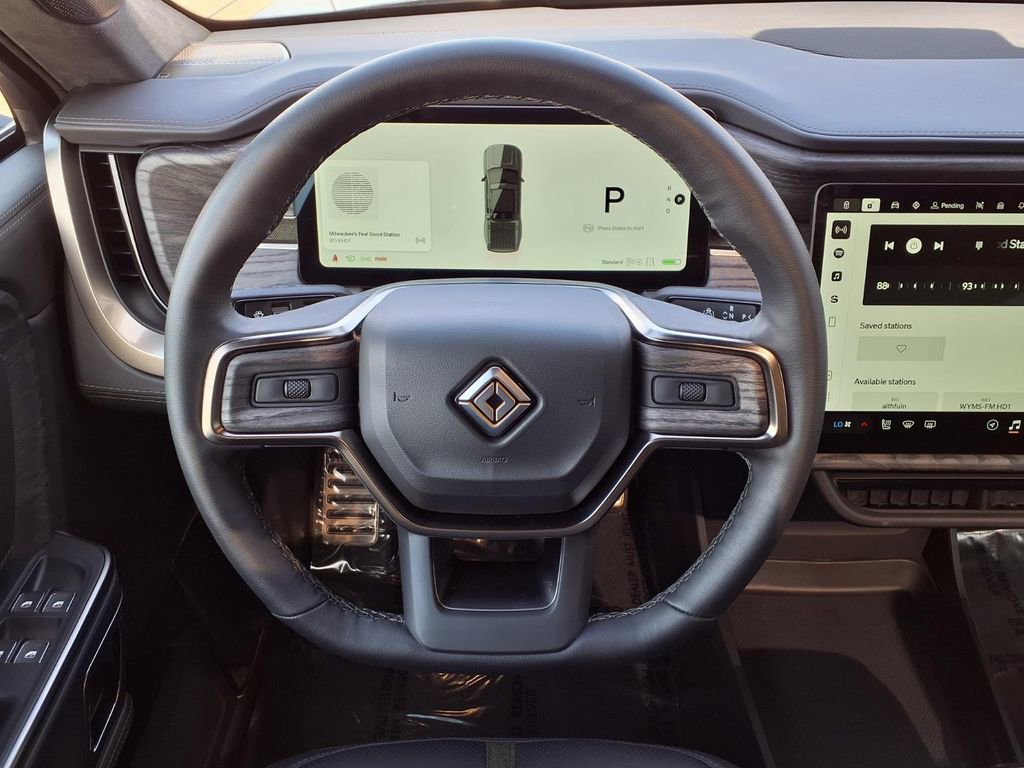 Used 2023 Rivian R1T Adventure AWD/4WD image 13