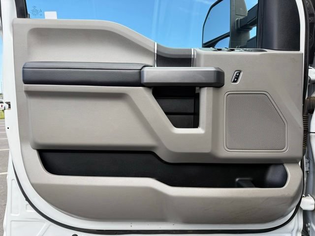 Used 2018 Ford F250 XLT w/ XLT Value Package AWD/4WD image 16