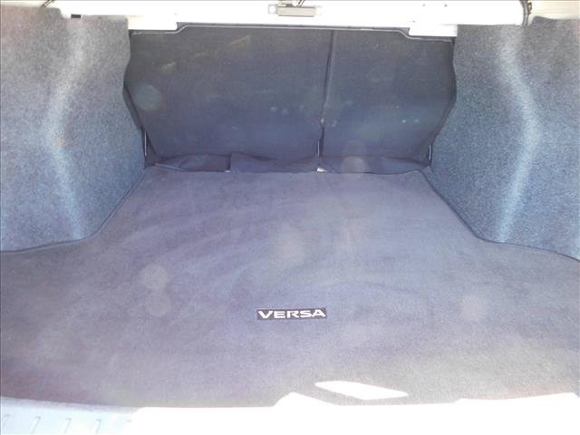 Used 2024 Nissan Versa SV FWD image 10