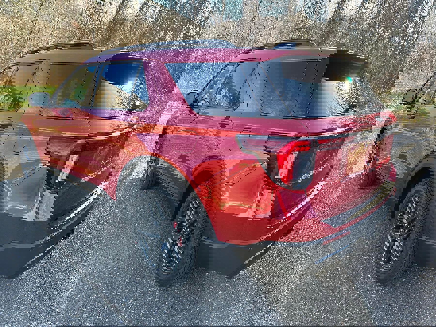 New 2026 Ford Explorer ST-Line w/ ST-Line Street Pack image 5