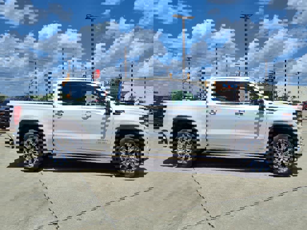 Used 2022 GMC Sierra 1500 Denali w/ Denali Reserve Package image 35