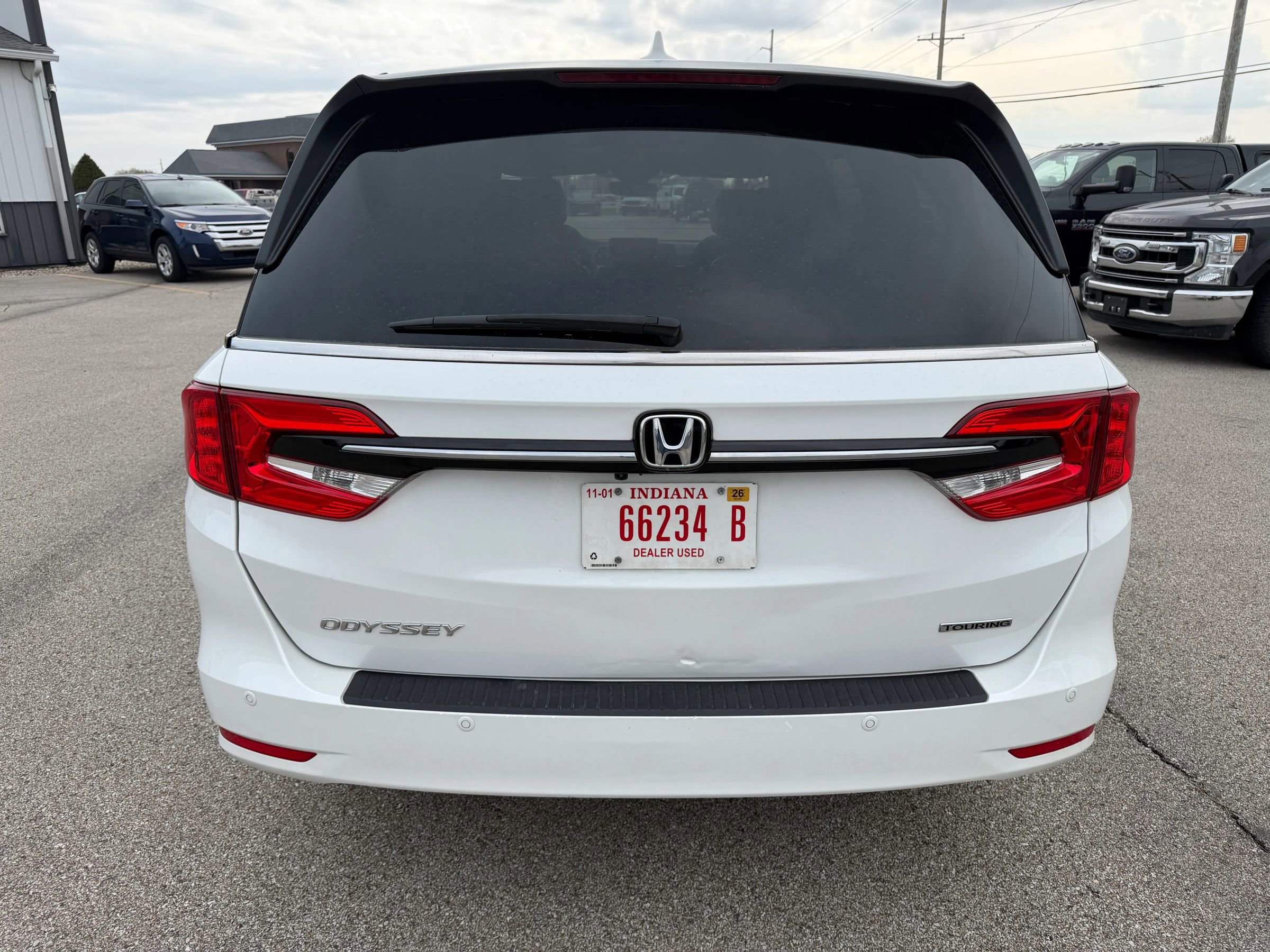 Used 2023 Honda Odyssey Touring image 2