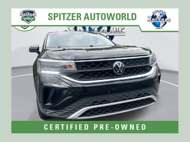 Used 2023 Volkswagen Taos SE w/ Panoramic Sunroof Package FWD image 1