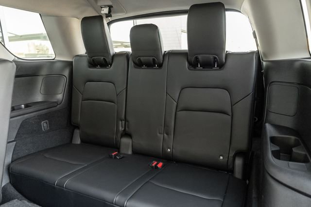 Used 2023 Nissan Pathfinder SL image 14