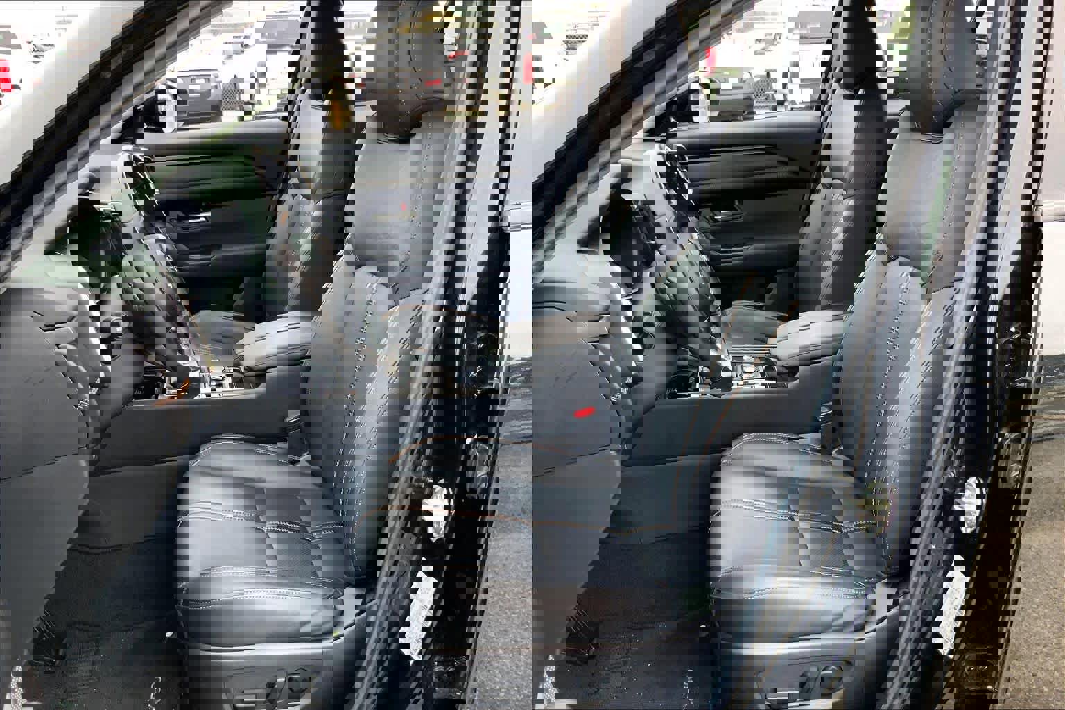 Used 2024 MAZDA CX-50 AWD 2.5 S w/ Premium Plus Pkg image 7