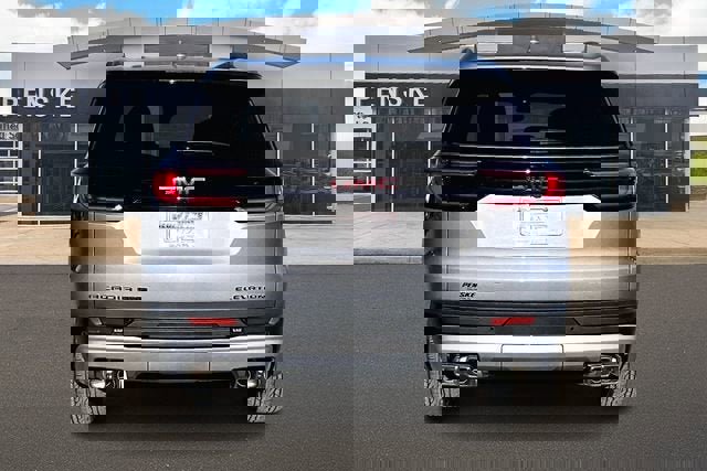 New 2026 GMC Acadia Elevation w/ Super Cruise Package image 4