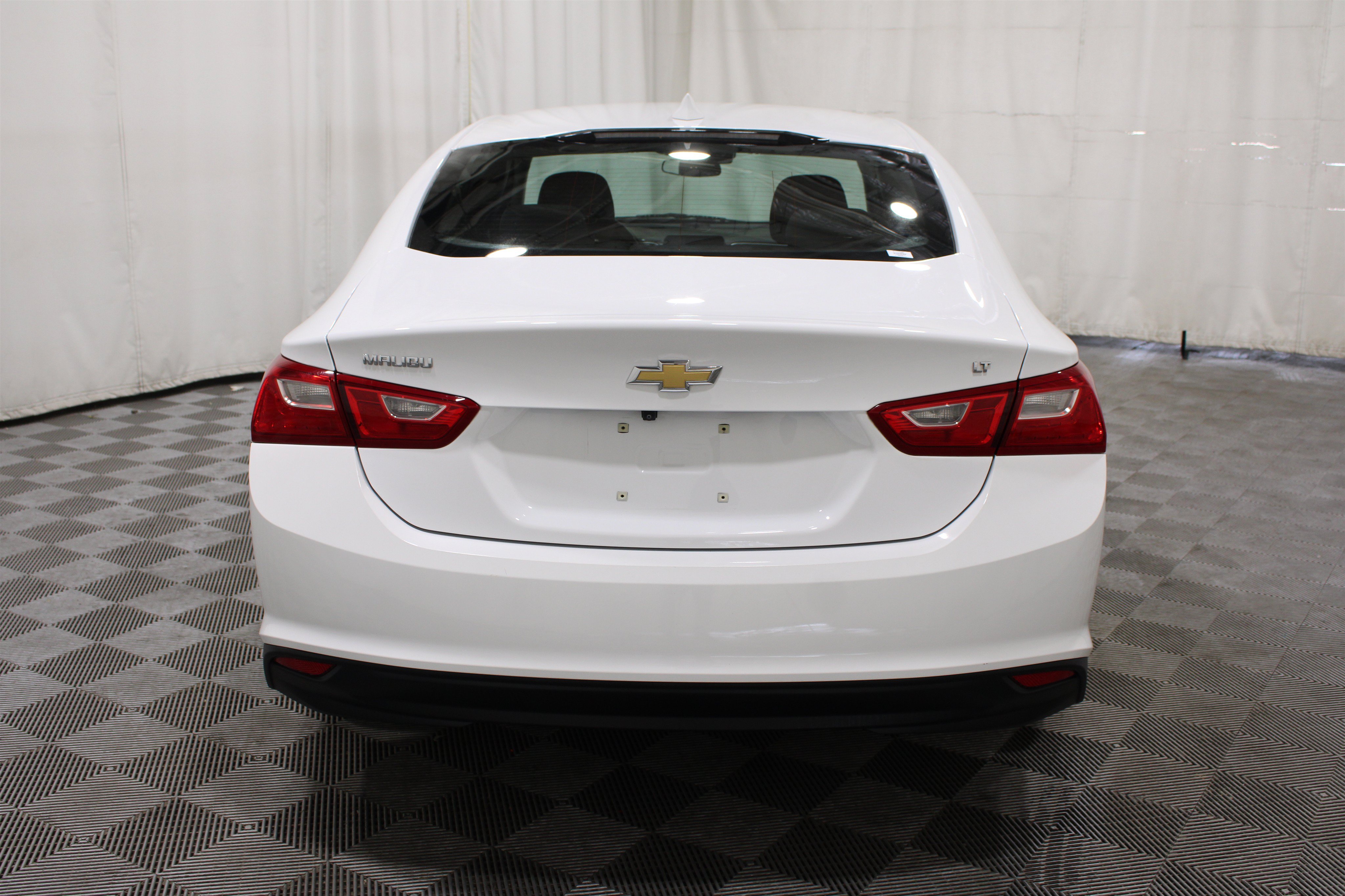 Used 2023 Chevrolet Malibu LT FWD image 31