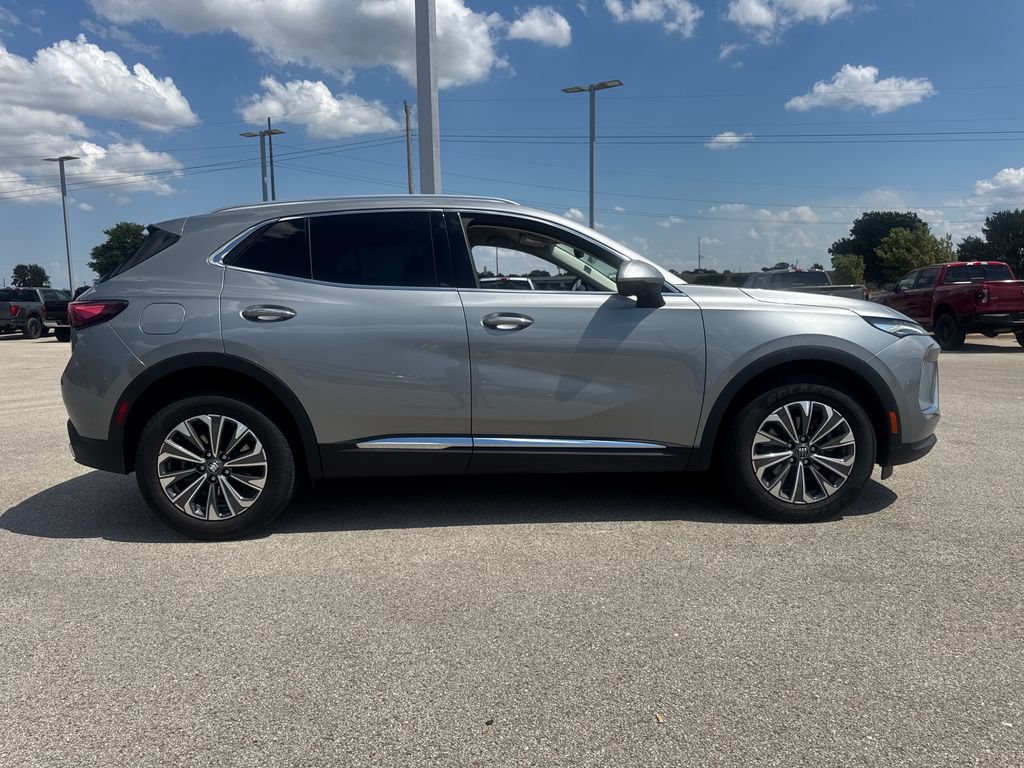 Used 2024 Buick Envision Preferred AWD/4WD image 8