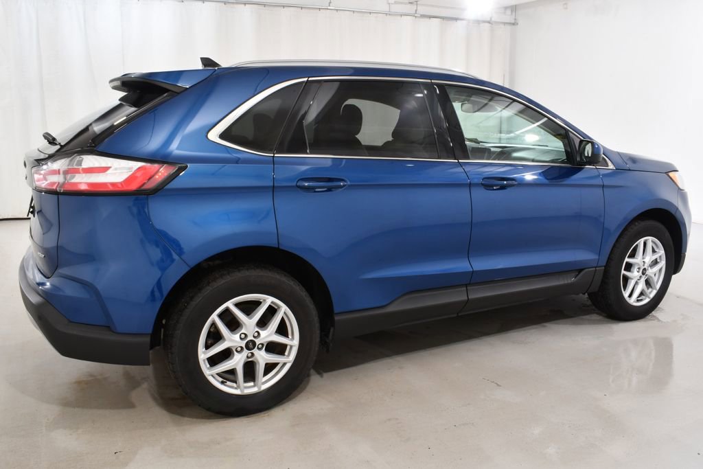 Used 2023 Ford Edge SEL w/ Convenience Package image 11